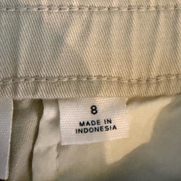 GAP Women's Khaki Elastic Waist Pleated Trousers - size 8 - Picture 9 of 14